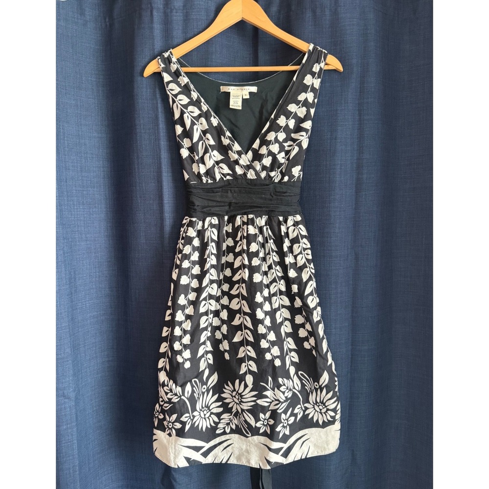 Max Studio Black White Floral  100% Cotton Empire Waist Tie Back‎ Dress Small